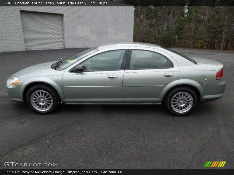  2005 Sebring Sedan Satin Jade Pearl