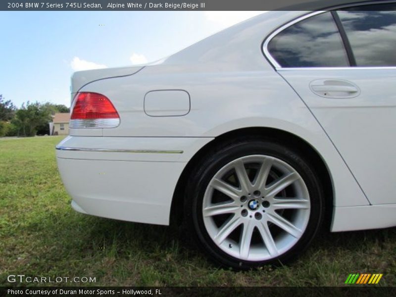 Alpine White / Dark Beige/Beige III 2004 BMW 7 Series 745Li Sedan