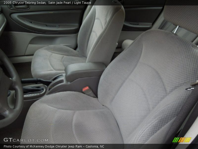 Front Seat of 2005 Sebring Sedan