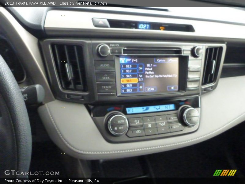 Controls of 2013 RAV4 XLE AWD