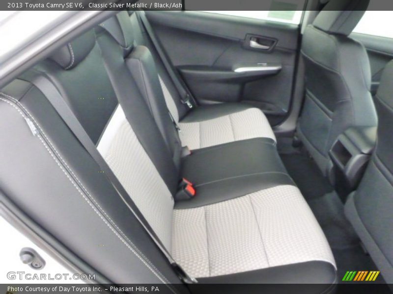 Classic Silver Metallic / Black/Ash 2013 Toyota Camry SE V6