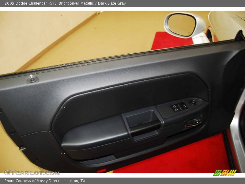 Bright Silver Metallic / Dark Slate Gray 2009 Dodge Challenger R/T