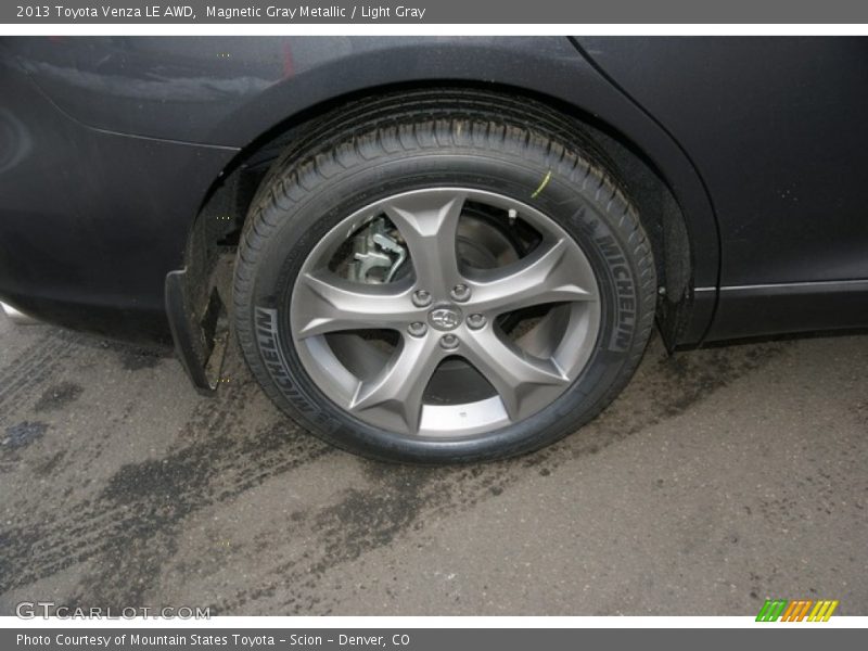 Magnetic Gray Metallic / Light Gray 2013 Toyota Venza LE AWD