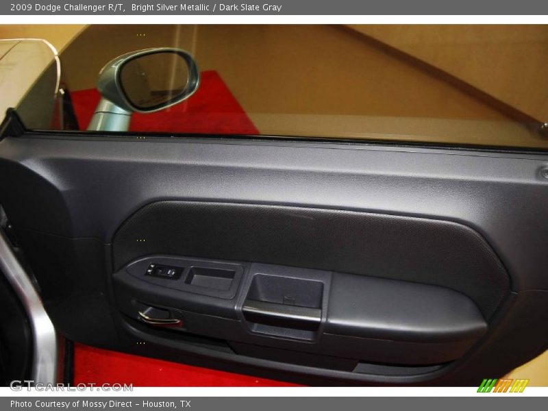 Bright Silver Metallic / Dark Slate Gray 2009 Dodge Challenger R/T