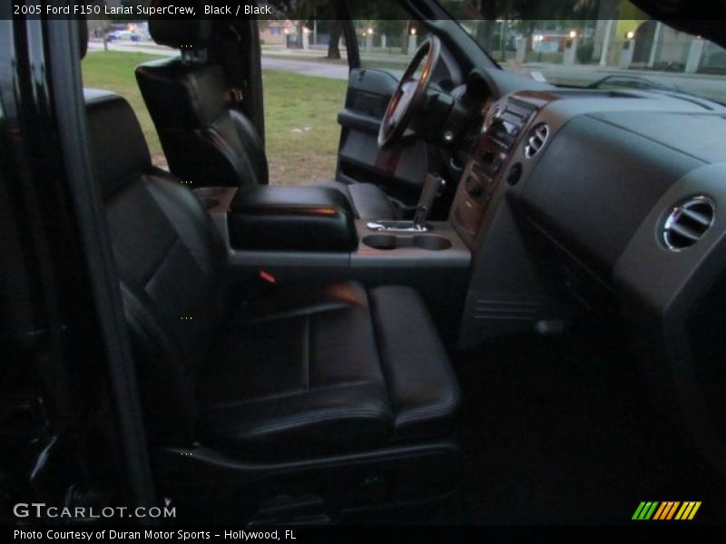 Black / Black 2005 Ford F150 Lariat SuperCrew