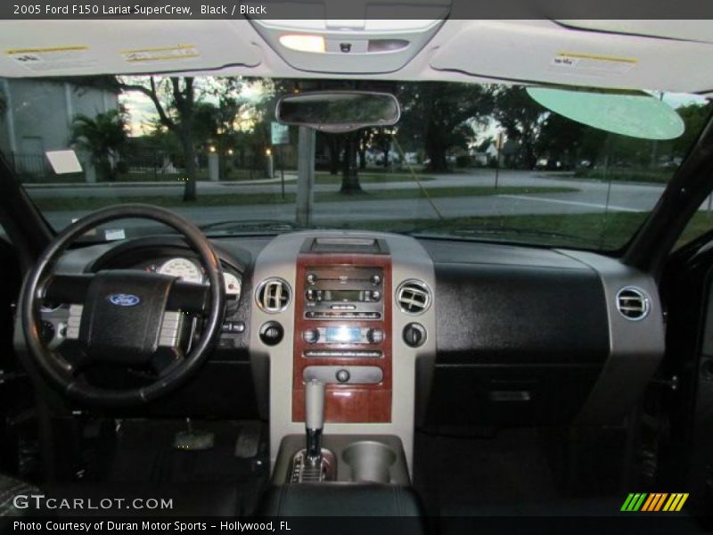 Black / Black 2005 Ford F150 Lariat SuperCrew
