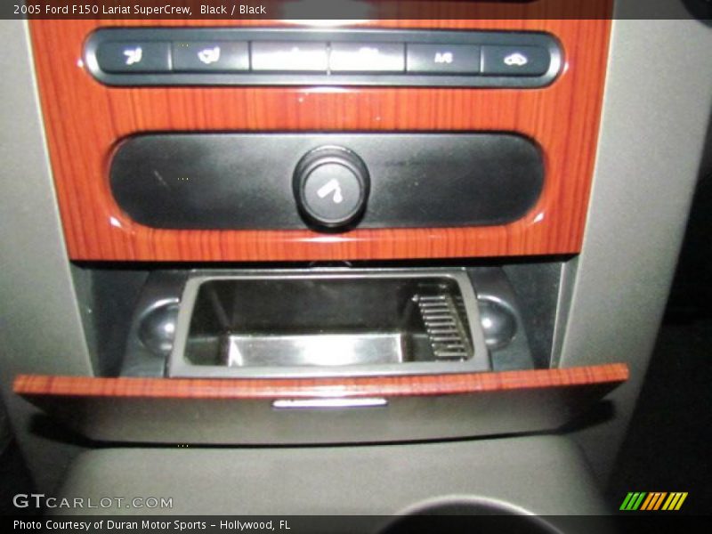 Black / Black 2005 Ford F150 Lariat SuperCrew