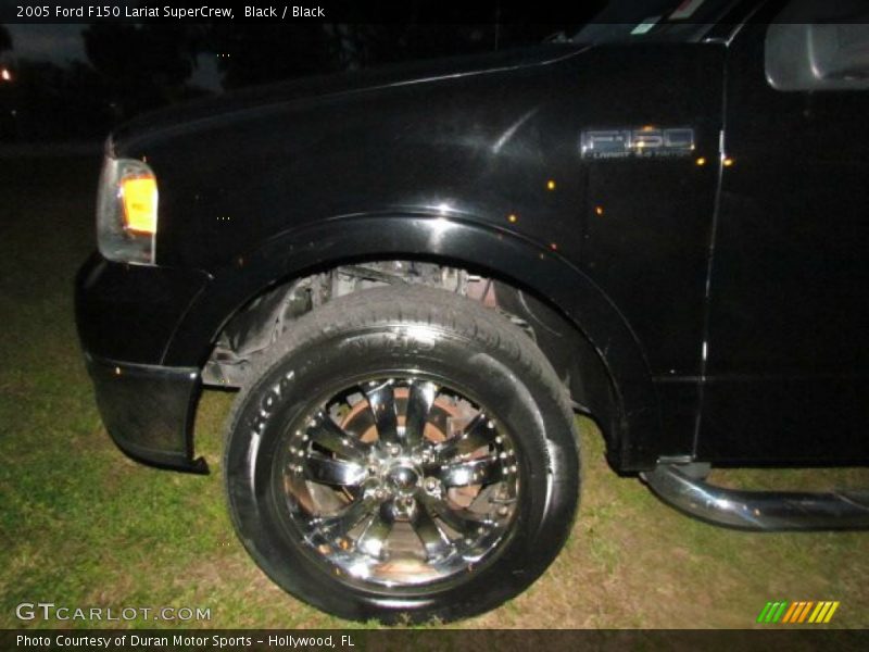 Black / Black 2005 Ford F150 Lariat SuperCrew