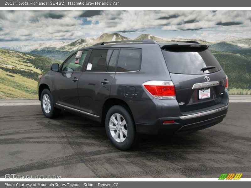 Magnetic Gray Metallic / Ash 2013 Toyota Highlander SE 4WD