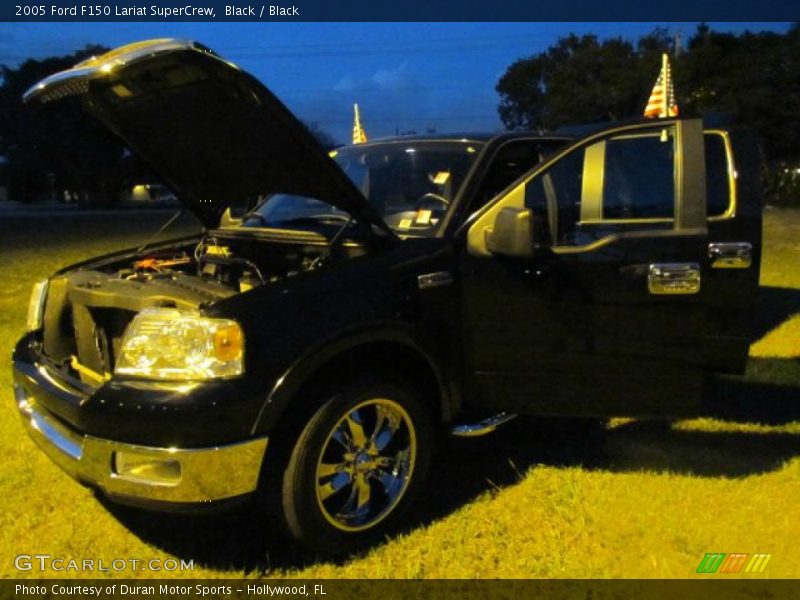 Black / Black 2005 Ford F150 Lariat SuperCrew