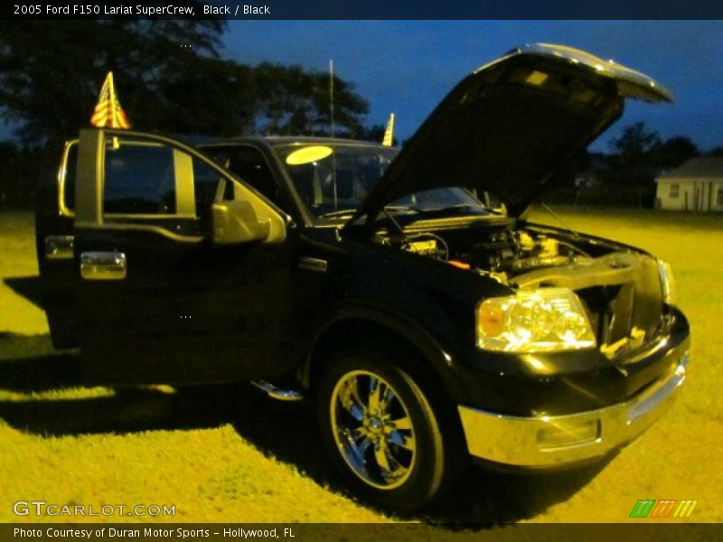 Black / Black 2005 Ford F150 Lariat SuperCrew