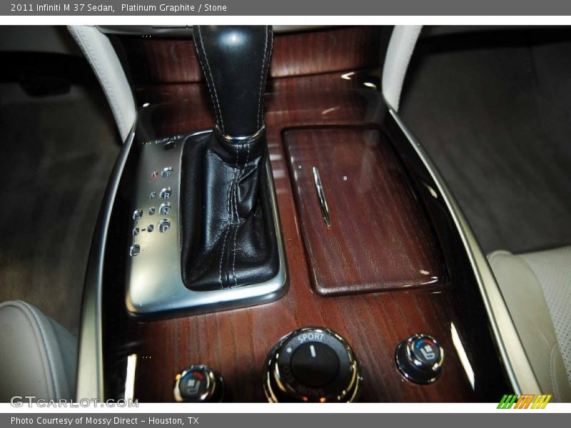  2011 M 37 Sedan 7 Speed ASC Automatic Shifter