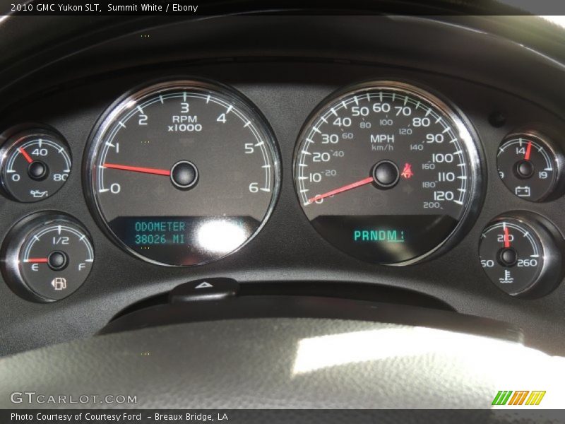 Summit White / Ebony 2010 GMC Yukon SLT
