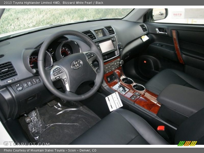 Blizzard White Pearl / Black 2013 Toyota Highlander Limited 4WD