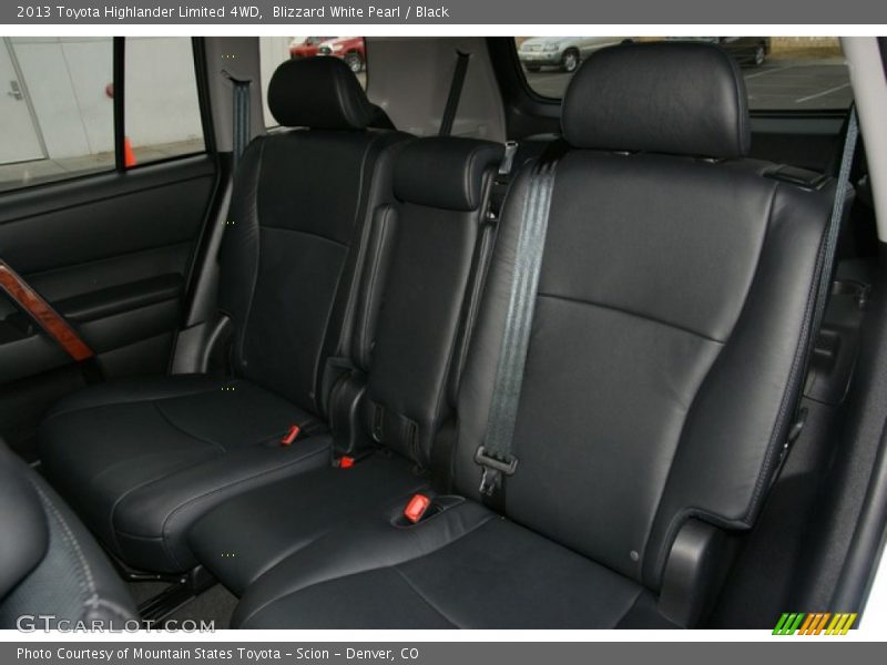 Blizzard White Pearl / Black 2013 Toyota Highlander Limited 4WD
