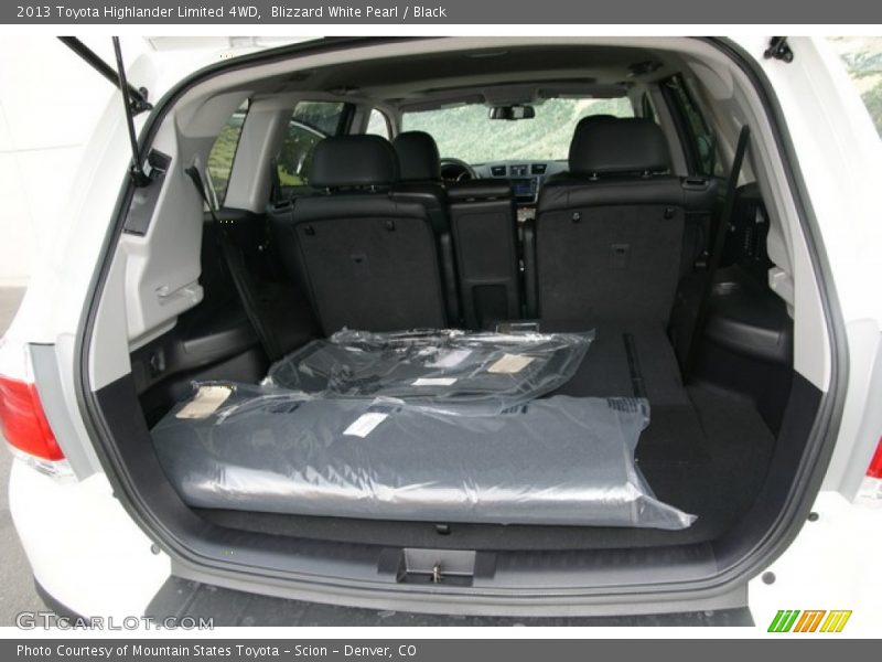 Blizzard White Pearl / Black 2013 Toyota Highlander Limited 4WD