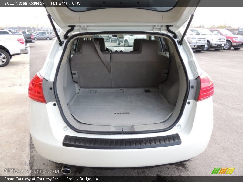 Pearl White / Gray 2011 Nissan Rogue SV