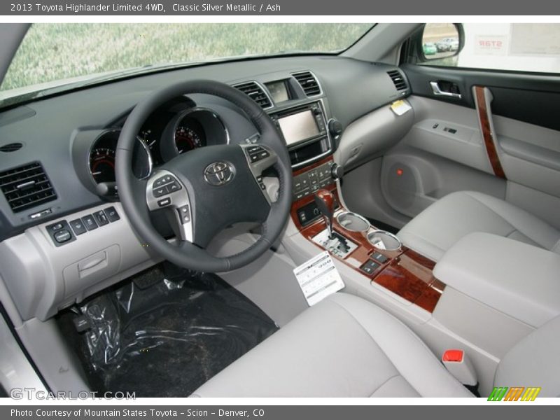 Classic Silver Metallic / Ash 2013 Toyota Highlander Limited 4WD