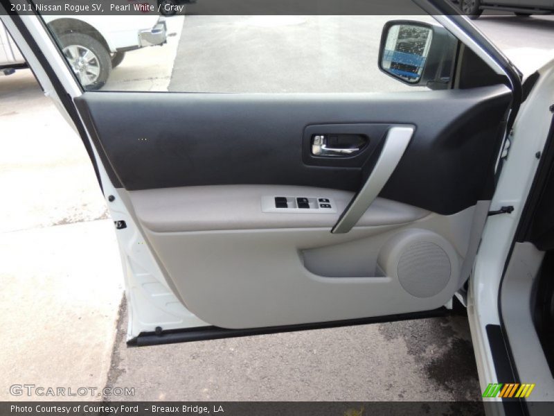 Pearl White / Gray 2011 Nissan Rogue SV