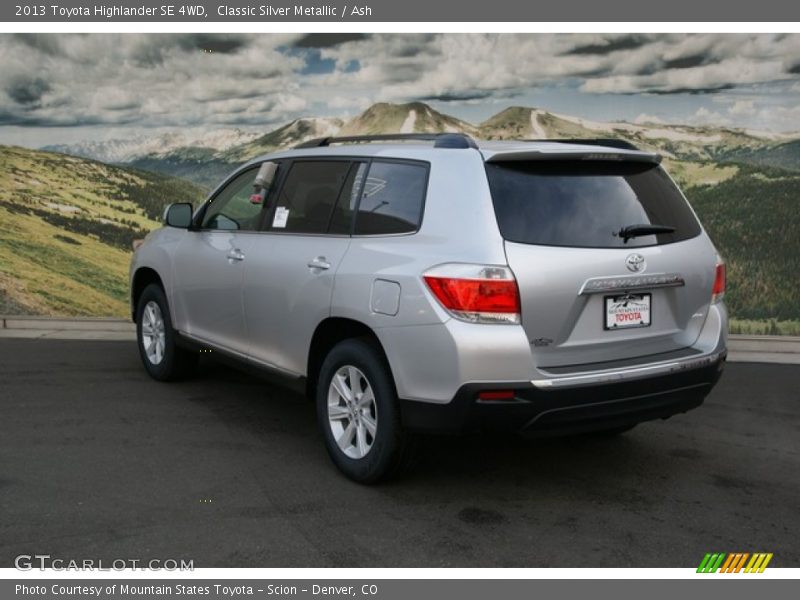 Classic Silver Metallic / Ash 2013 Toyota Highlander SE 4WD