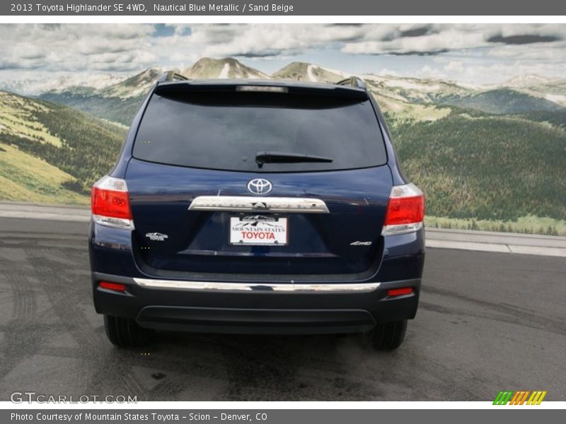 Nautical Blue Metallic / Sand Beige 2013 Toyota Highlander SE 4WD