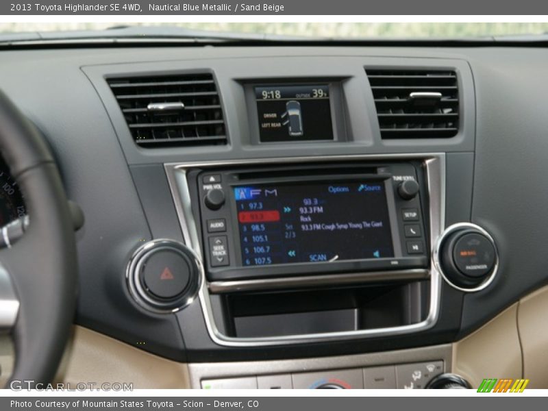 Nautical Blue Metallic / Sand Beige 2013 Toyota Highlander SE 4WD