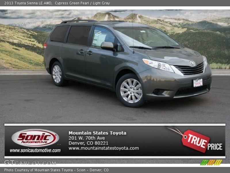 Cypress Green Pearl / Light Gray 2013 Toyota Sienna LE AWD