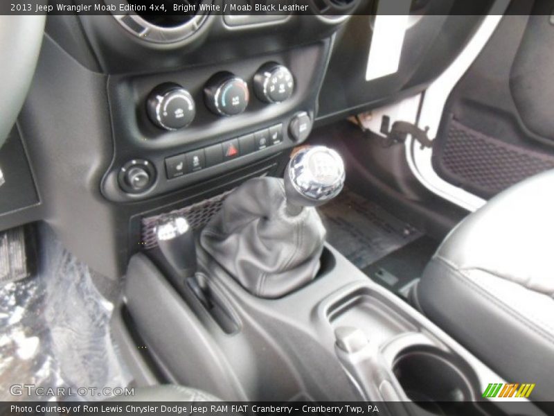 Bright White / Moab Black Leather 2013 Jeep Wrangler Moab Edition 4x4