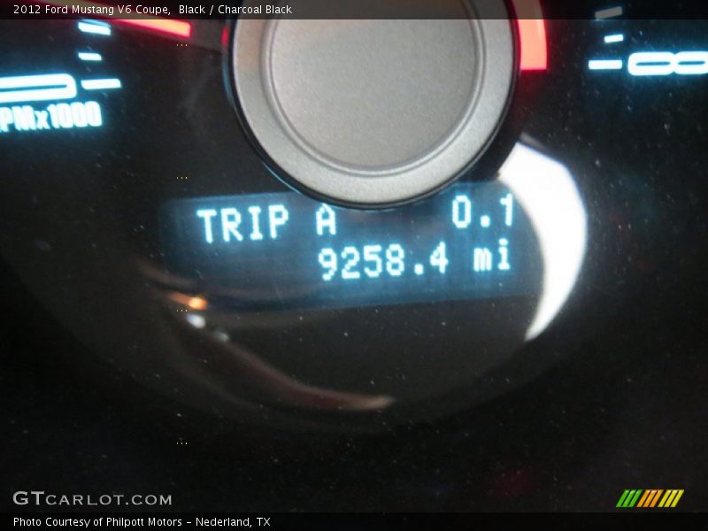 Black / Charcoal Black 2012 Ford Mustang V6 Coupe