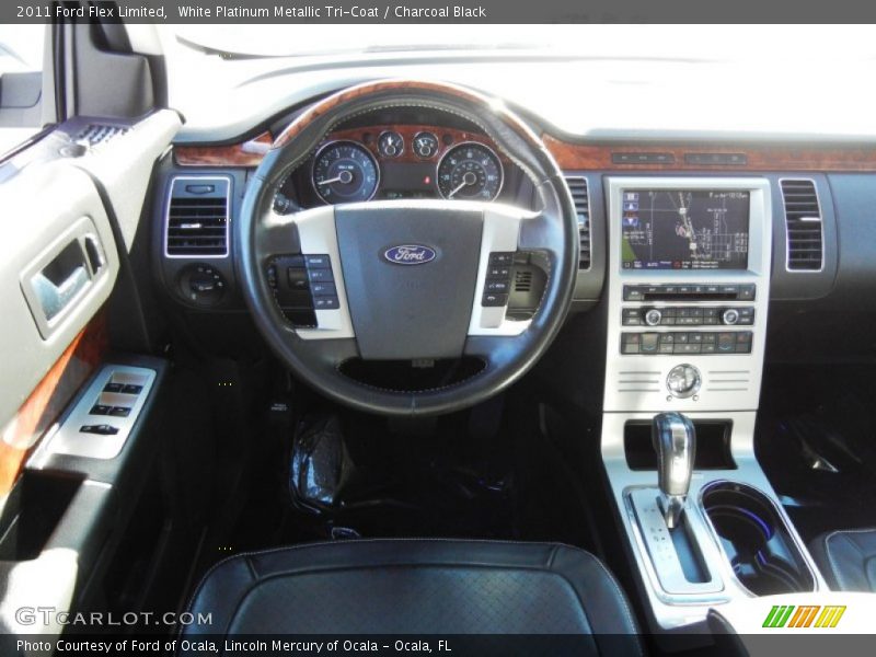 White Platinum Metallic Tri-Coat / Charcoal Black 2011 Ford Flex Limited