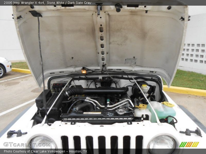 Stone White / Dark Slate Gray 2006 Jeep Wrangler X 4x4