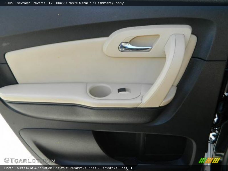 Black Granite Metallic / Cashmere/Ebony 2009 Chevrolet Traverse LTZ