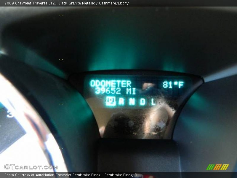Black Granite Metallic / Cashmere/Ebony 2009 Chevrolet Traverse LTZ