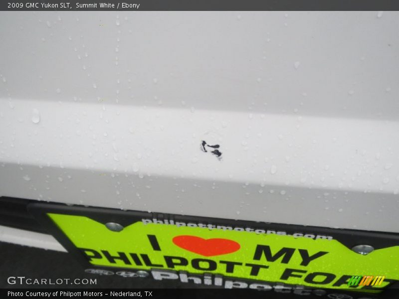 Summit White / Ebony 2009 GMC Yukon SLT