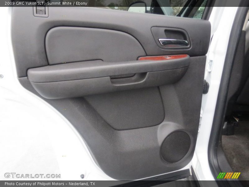 Summit White / Ebony 2009 GMC Yukon SLT