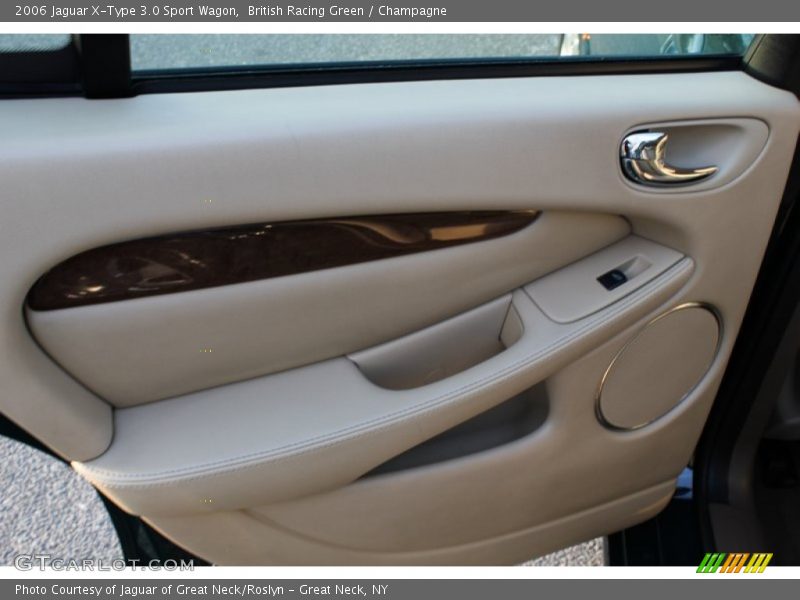 Door Panel of 2006 X-Type 3.0 Sport Wagon