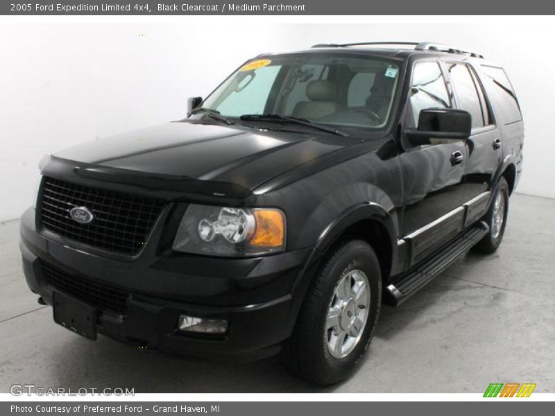 Black Clearcoat / Medium Parchment 2005 Ford Expedition Limited 4x4