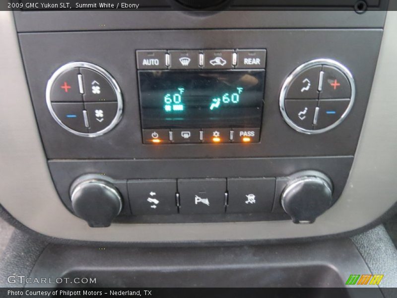 Summit White / Ebony 2009 GMC Yukon SLT
