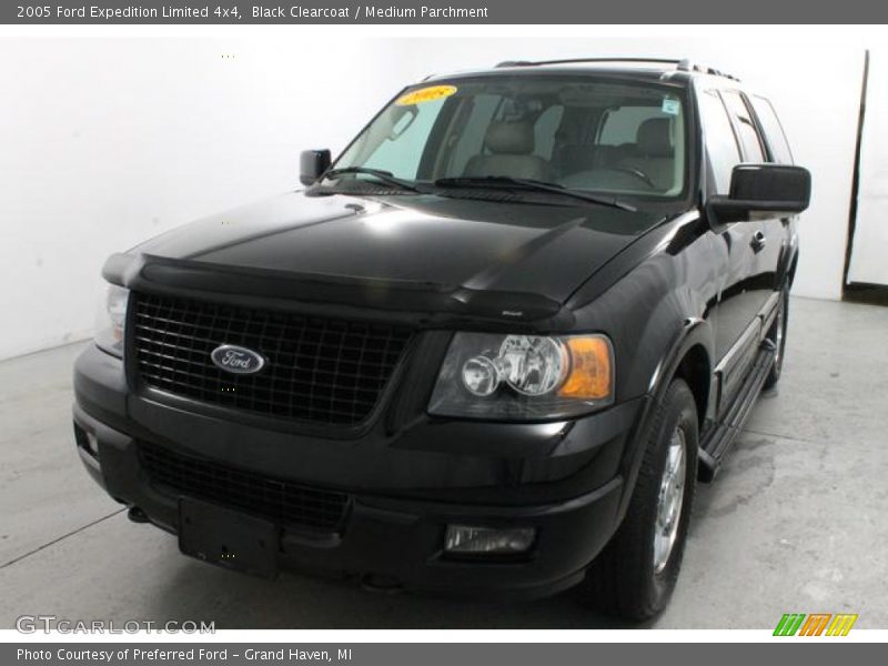 Black Clearcoat / Medium Parchment 2005 Ford Expedition Limited 4x4