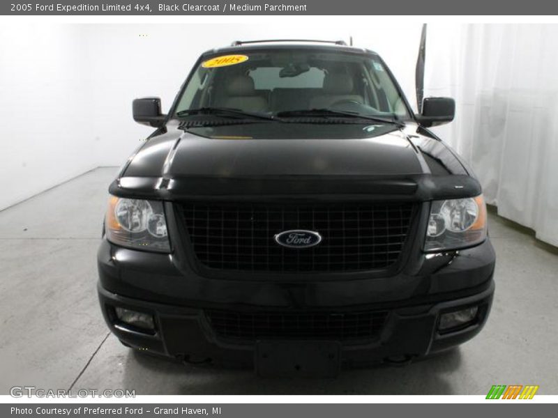 Black Clearcoat / Medium Parchment 2005 Ford Expedition Limited 4x4
