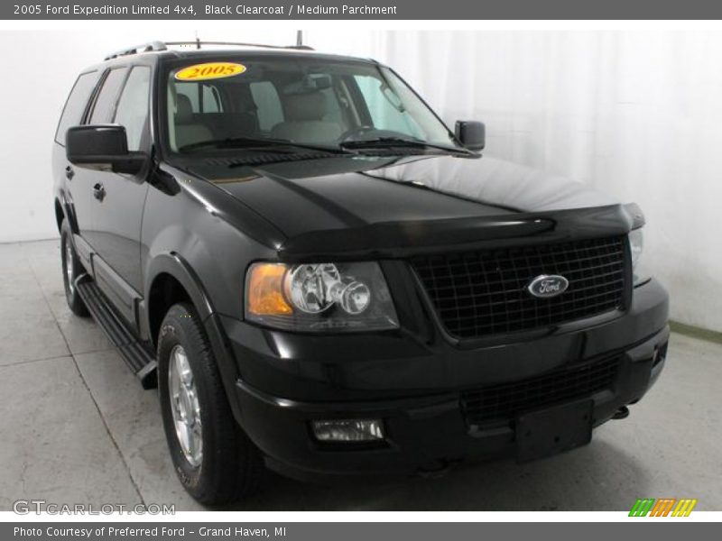 Black Clearcoat / Medium Parchment 2005 Ford Expedition Limited 4x4
