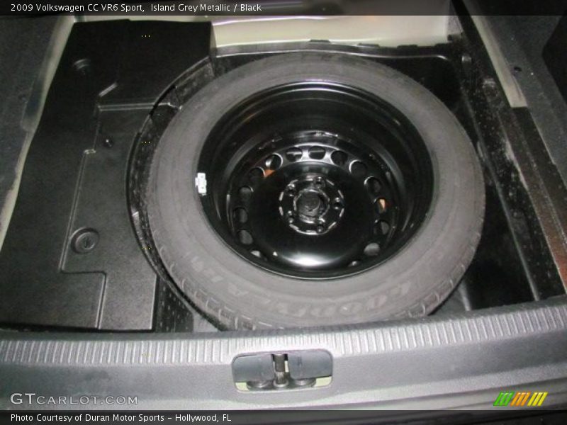 Island Grey Metallic / Black 2009 Volkswagen CC VR6 Sport