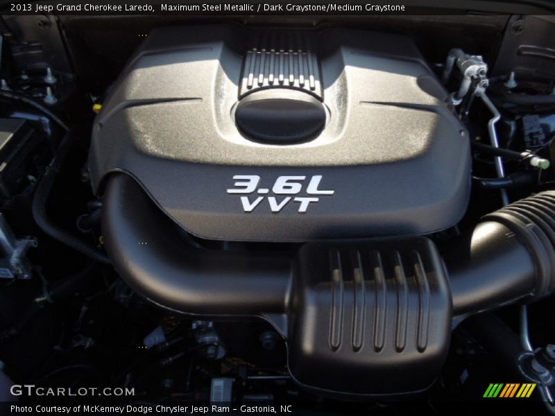 Maximum Steel Metallic / Dark Graystone/Medium Graystone 2013 Jeep Grand Cherokee Laredo