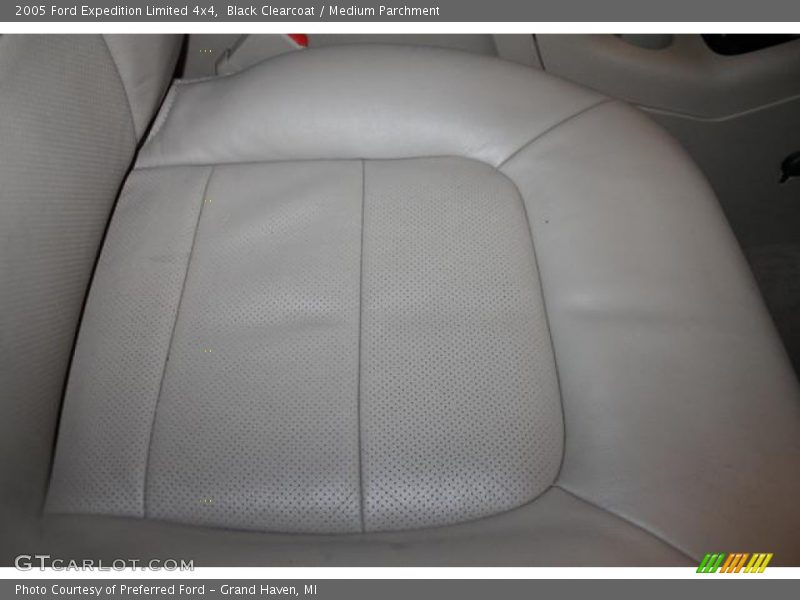 Black Clearcoat / Medium Parchment 2005 Ford Expedition Limited 4x4