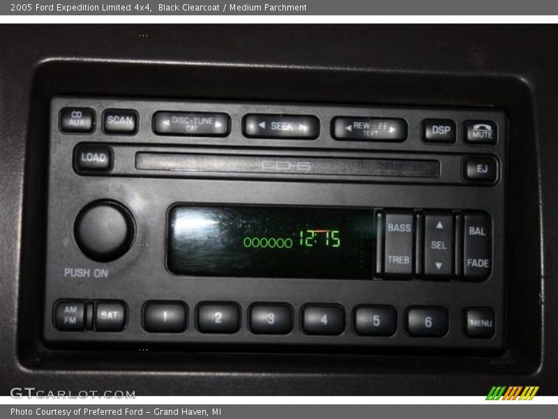 Black Clearcoat / Medium Parchment 2005 Ford Expedition Limited 4x4