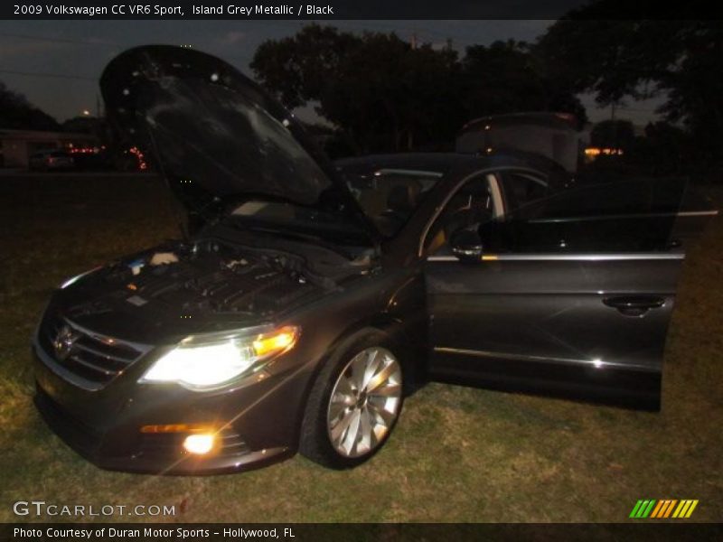 Island Grey Metallic / Black 2009 Volkswagen CC VR6 Sport