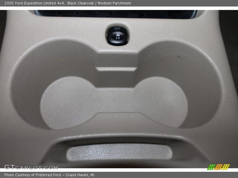 Black Clearcoat / Medium Parchment 2005 Ford Expedition Limited 4x4