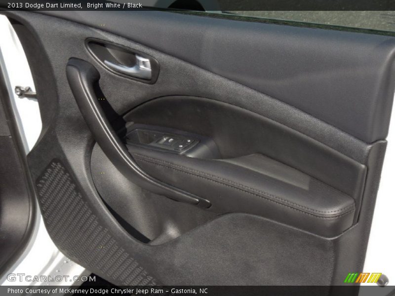 Bright White / Black 2013 Dodge Dart Limited