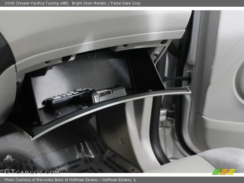 Bright Silver Metallic / Pastel Slate Gray 2008 Chrysler Pacifica Touring AWD