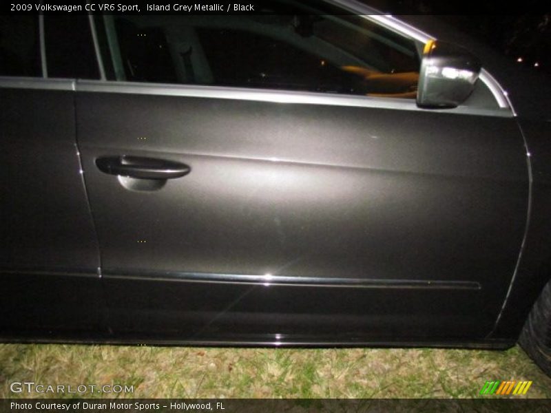 Island Grey Metallic / Black 2009 Volkswagen CC VR6 Sport